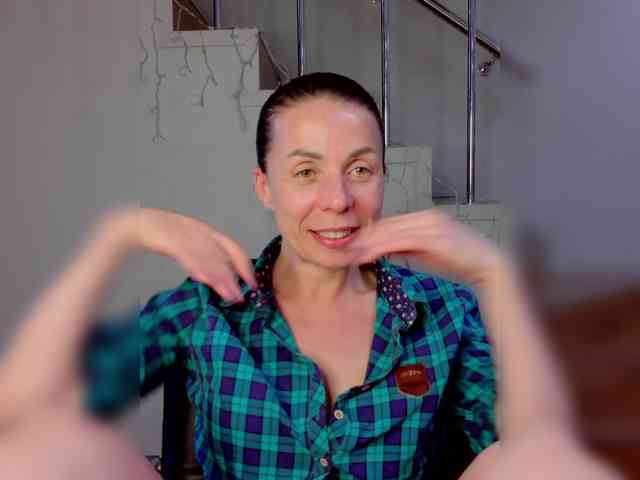SENORITA_ webcam