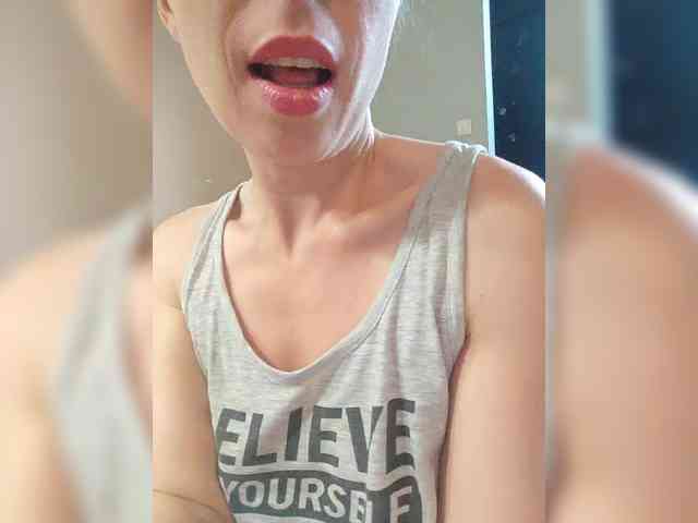 SENORITA_ webcam