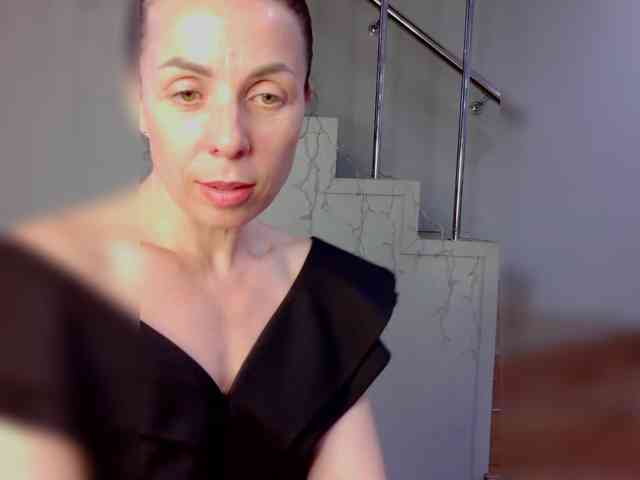 SENORITA_ webcam