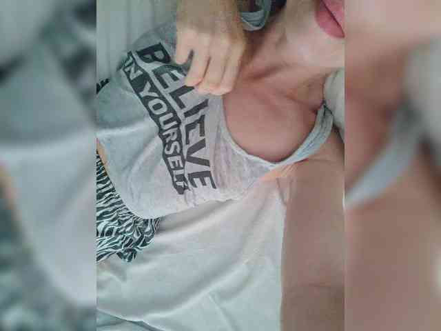 Senorita_ webcam