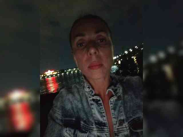 SENORITA_ webcam