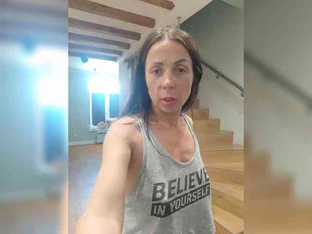 SENORITA_ webcam