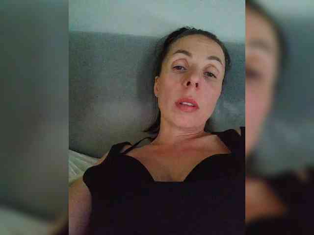 SENORITA_ webcam