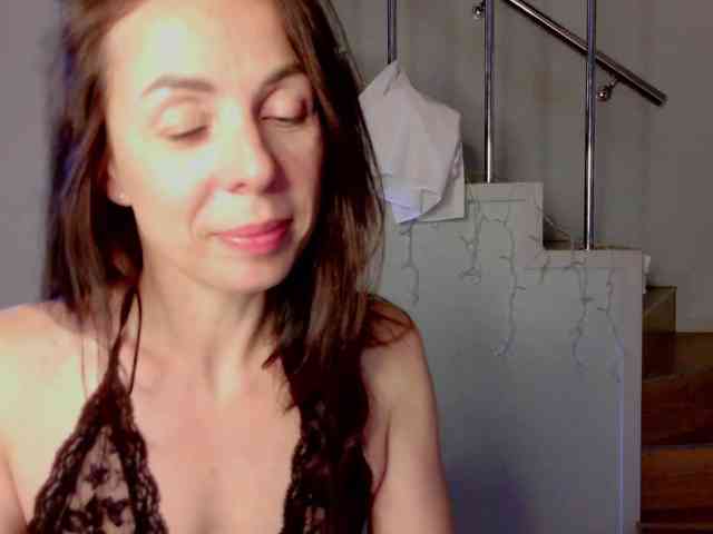 SENORITA_ webcam