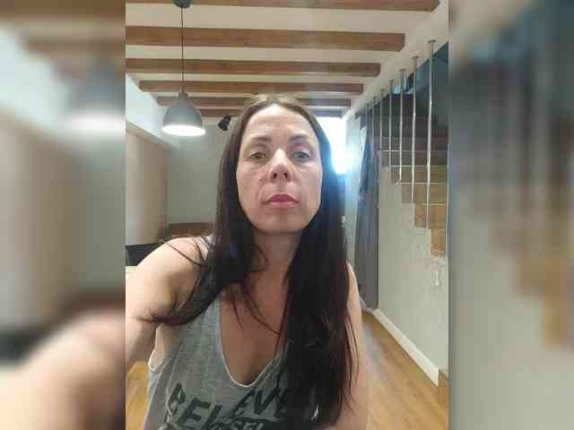 SENORITA_ webcam