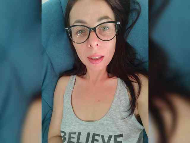 SENORITA_ webcam