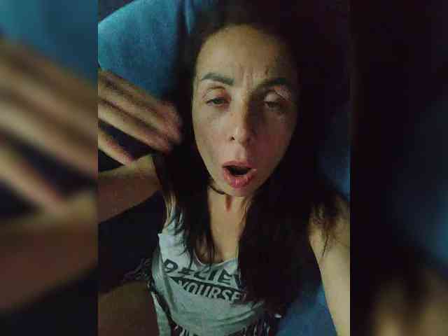 SENORITA_ webcam
