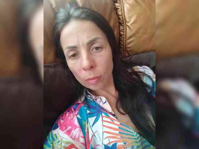 SENORITA_ webcam