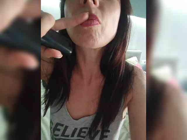 SENORITA_ webcam