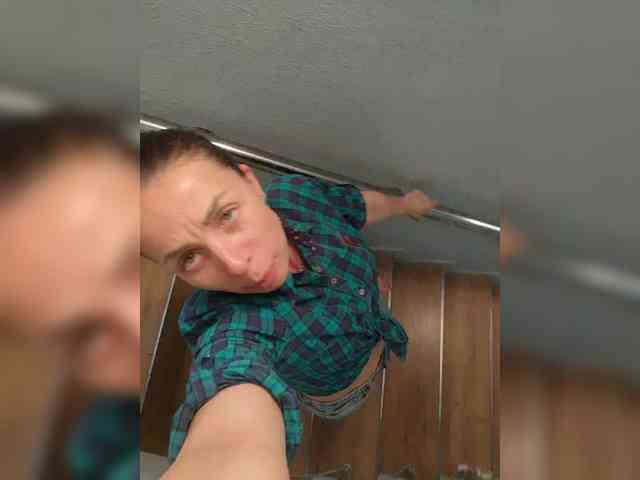 SENORITA_ webcam