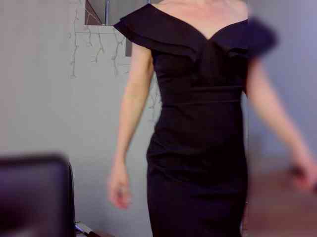 SENORITA_ webcam