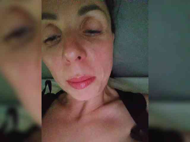 SENORITA_ webcam