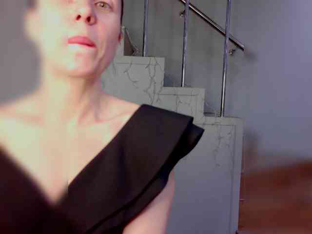 Senorita_ webcam