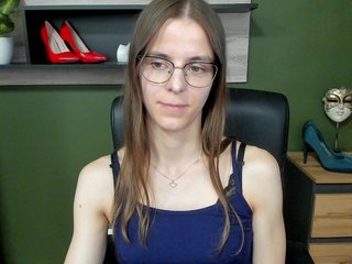 MegiKiss Porn Show