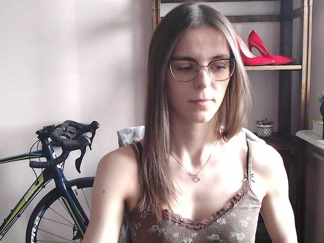 MegiKiss webcam bongacams model stream image