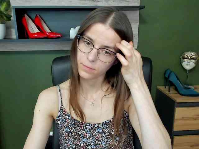 MegiKiss webcam