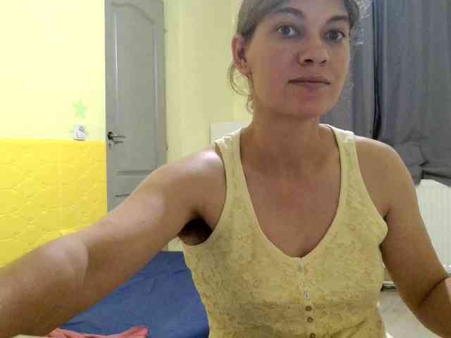 MercyLoves webcam
