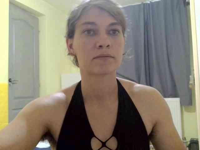 MercyLoves webcam