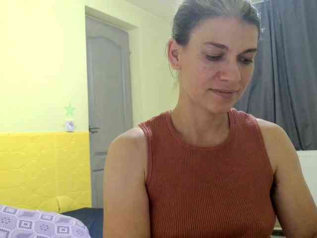 MercyLoves webcam