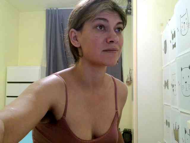 MercyLoves webcam