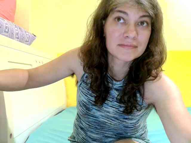 MercyLoves webcam