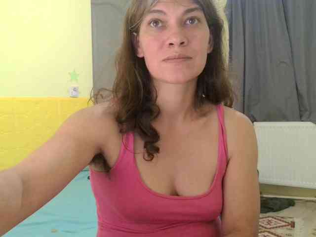 MercyLoves webcam