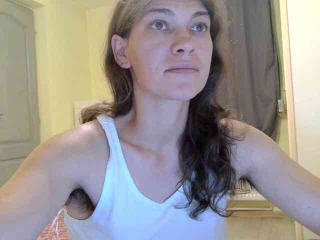 MercyLoves webcam