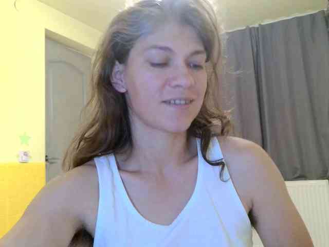 MercyLoves webcam