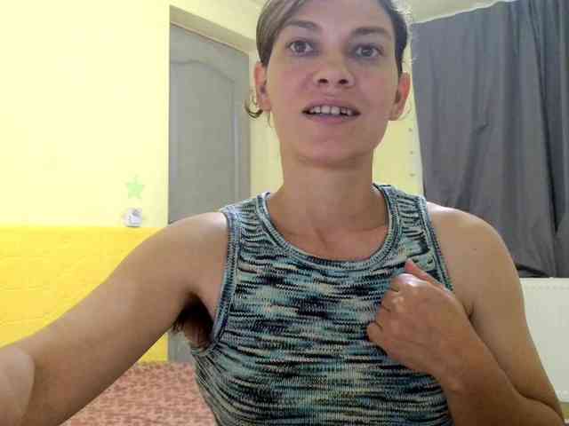 MercyLoves webcam