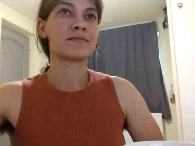 MercyLoves webcam