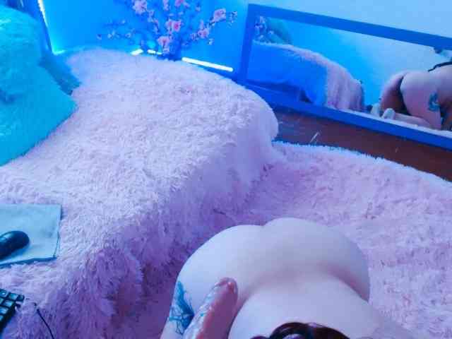 queencarlotta82 queencarlotta82