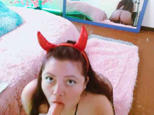 queencarlotta82