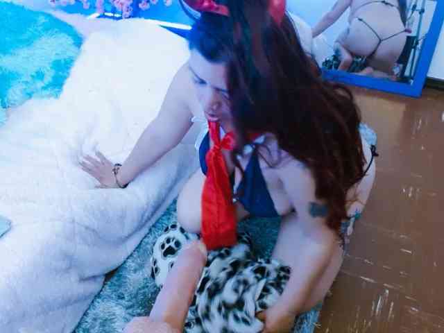 queencarlotta82