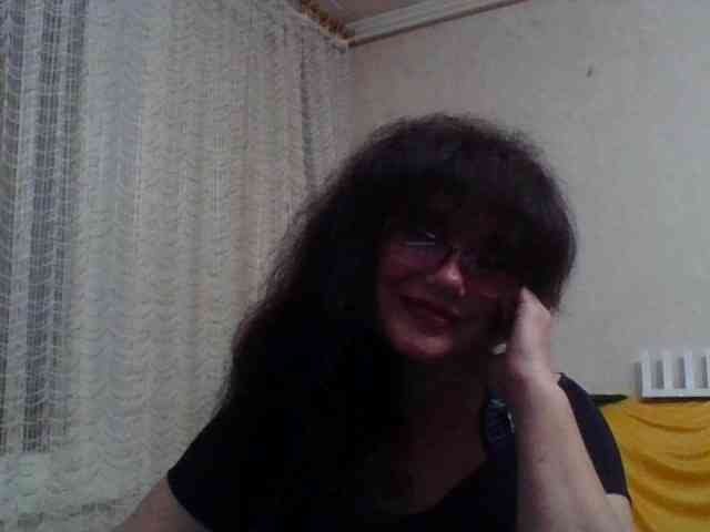Sylvia-5 Live Webcam on BongaCams