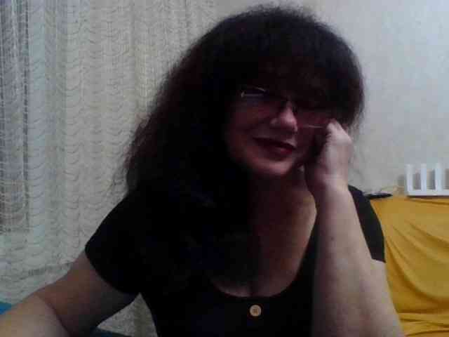 Sylvia-5 Live Webcam on BongaCams