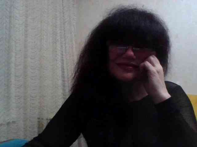 Sylvia-5 Live Webcam on BongaCams