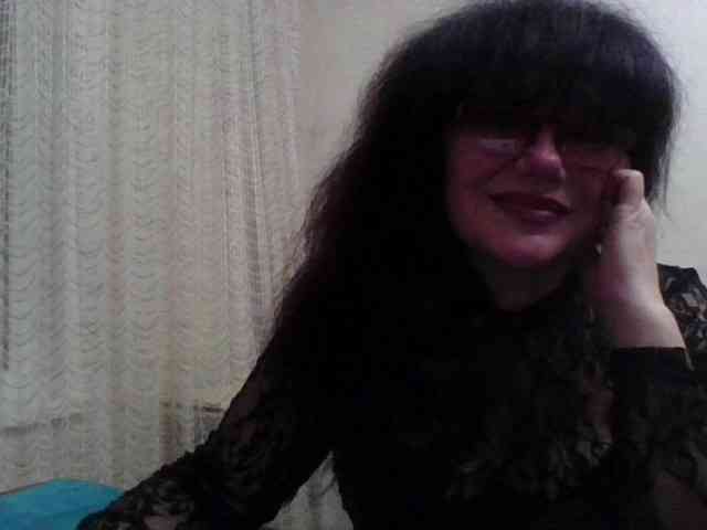 Sylvia-5 Live Webcam on BongaCams