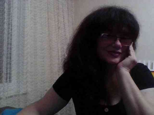 Sylvia-5 Live Webcam on BongaCams