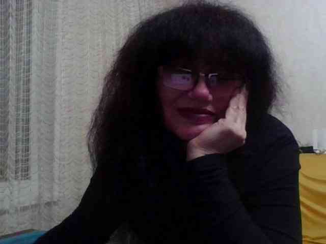 Sylvia-5 Live Webcam on BongaCams