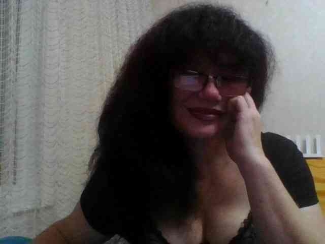 Sylvia-5 Live Webcam on BongaCams