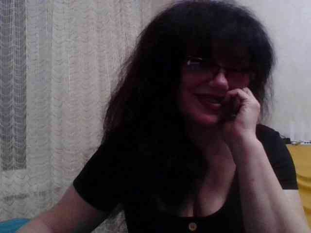 Sylvia-5 Live Webcam on BongaCams