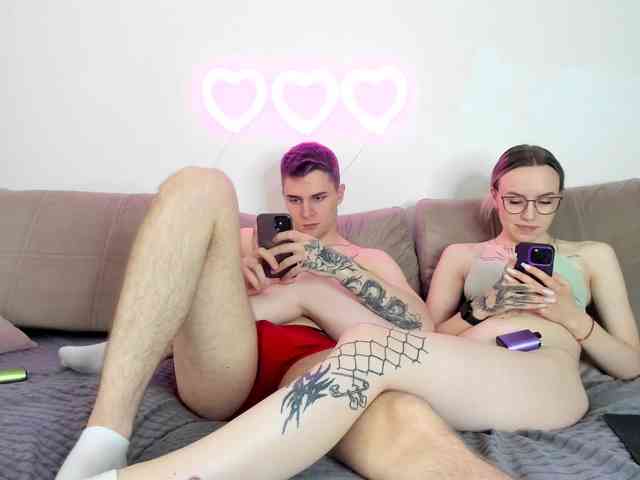 TwinTurboCouple webcam