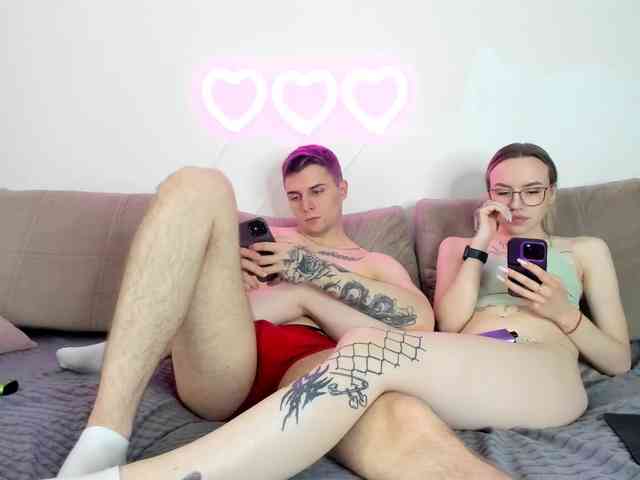 TwinTurboCouple webcam