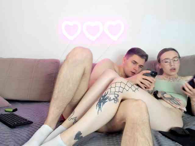 TwinTurboCouple webcam