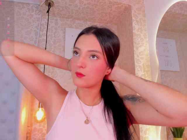 EmilyVahos webcam