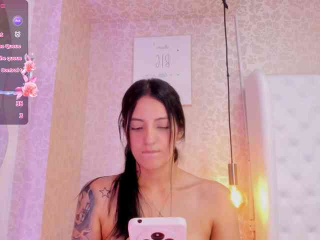 EmilyVahos webcam