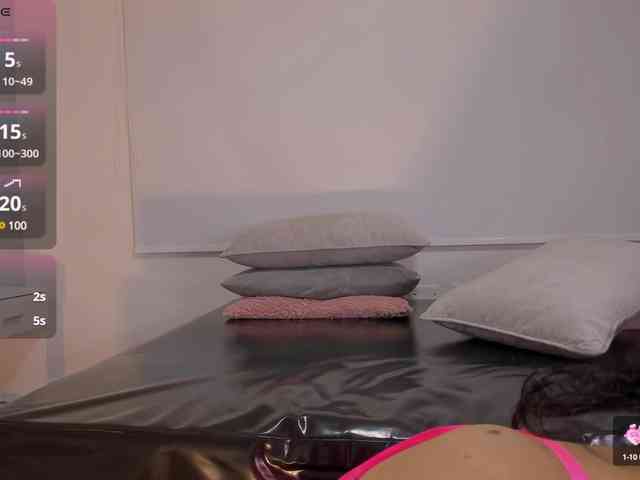 EmilyVahos webcam