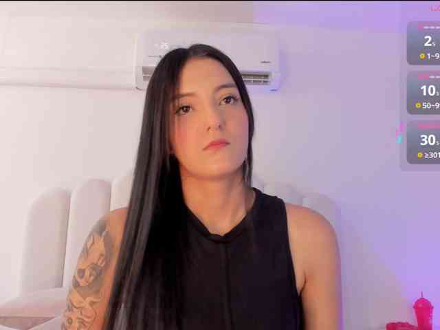 EmilyVahos webcam
