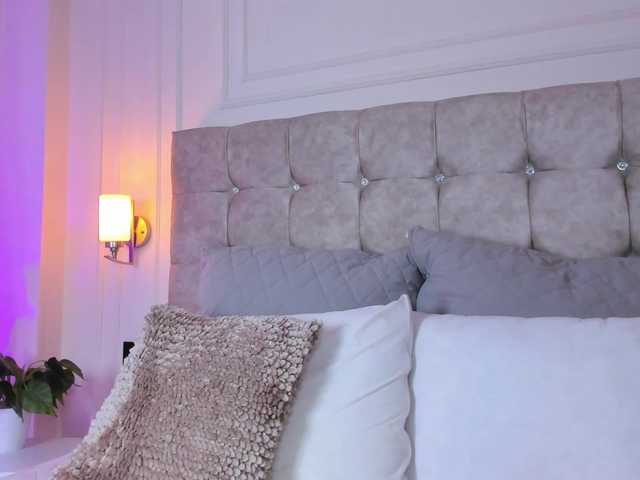 JasmineRoss's BongaCams show and profile