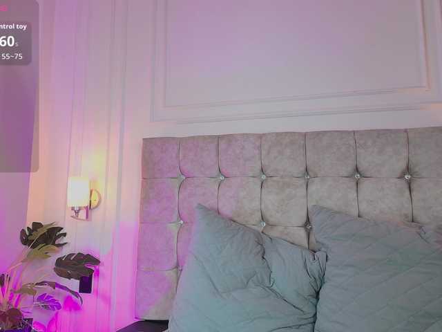 JasmineRoss's BongaCams show and profile